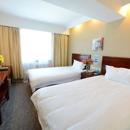 Greentree Inn Dalian Airport New District Xinzhaizi Express Hotel מראה חיצוני תמונה